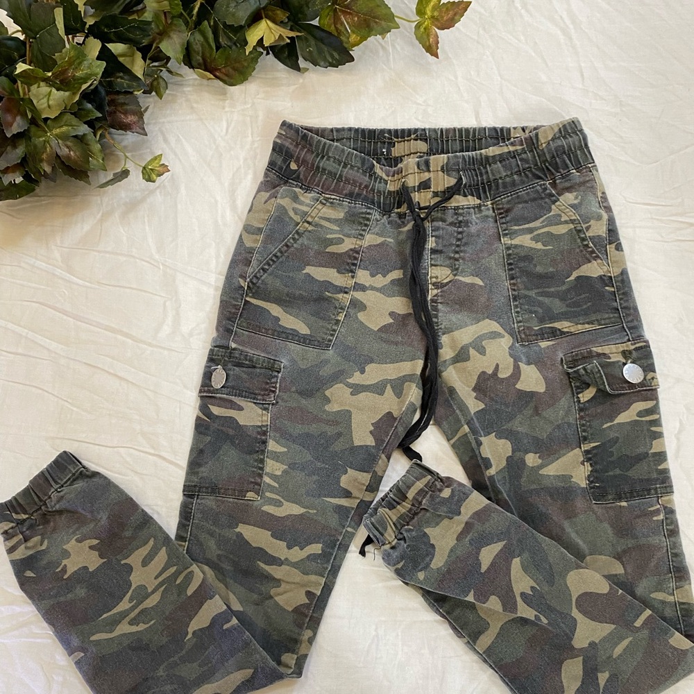 Camp cargo pants